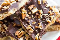 Saltine Pecan Toffee Bark