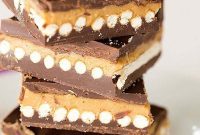 No-Bake Chunky Monkey Bars