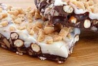 Sweet & Salty Toffee Pretzel Snap