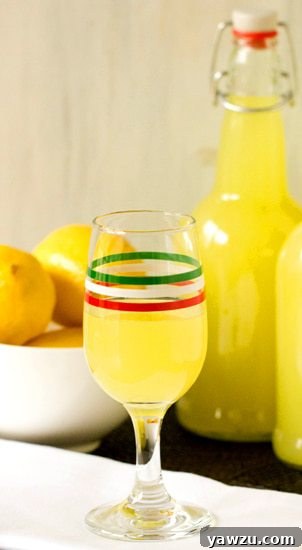 Bright yellow lemons for Limoncello